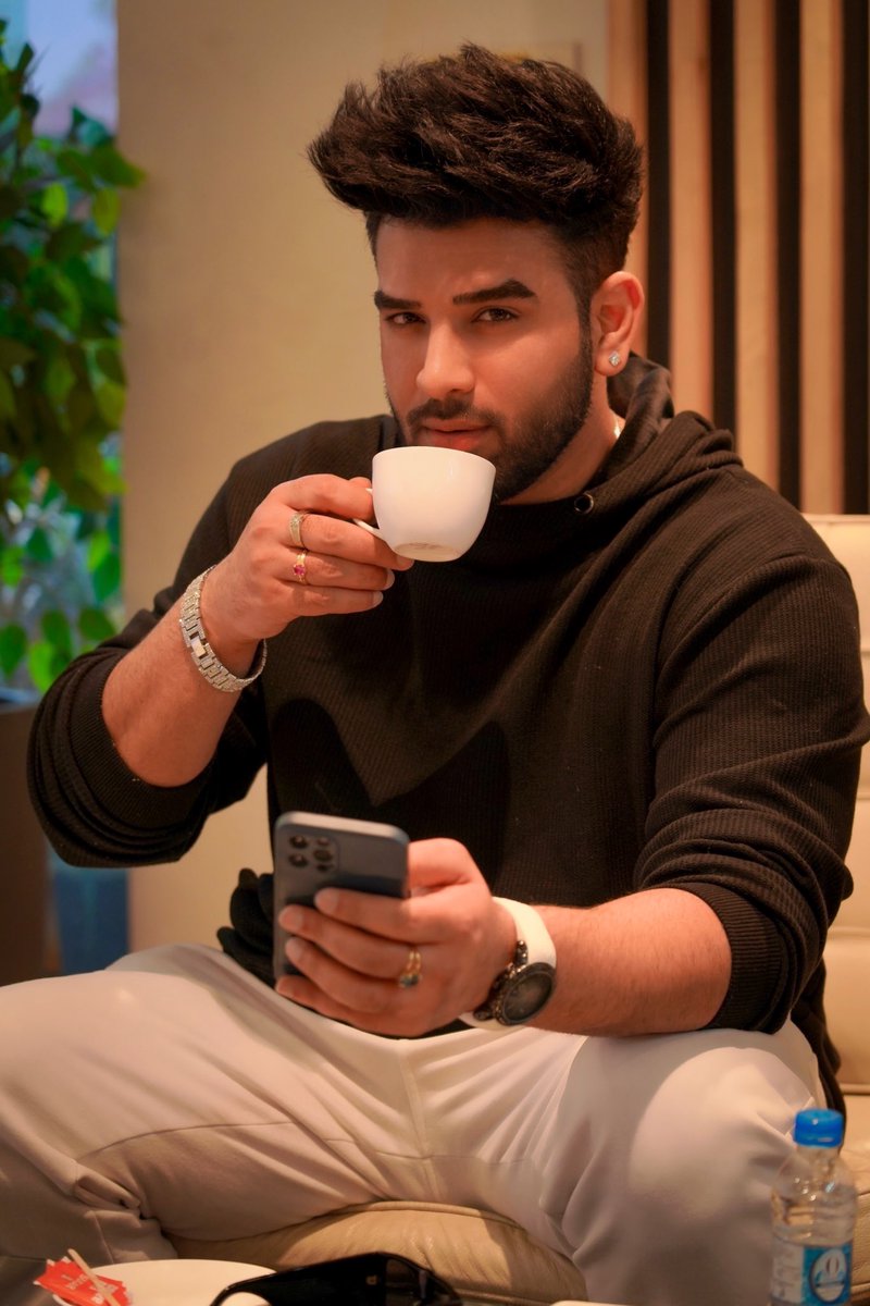 paras_chhabra's tweet photo. Wanna have coffee? https://t.co/TCYc9uk2VB