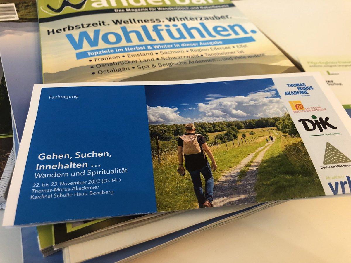 Wanderverband's tweet photo. #Wandern und #Spritualität 
Darum geht es noch heute noch bei der Tagung „Gehen, Suchen, Innehalten…“  in der Thomas-Morus-Akademie Bensberg.

Danke an die Mitveranstalter, die ca. 50 Teilnehmenden und die Referenten. 

#wirsindwandern
#wanderverband
#wanderbaresdeutschland https://t.co/YYMl3tVNu6