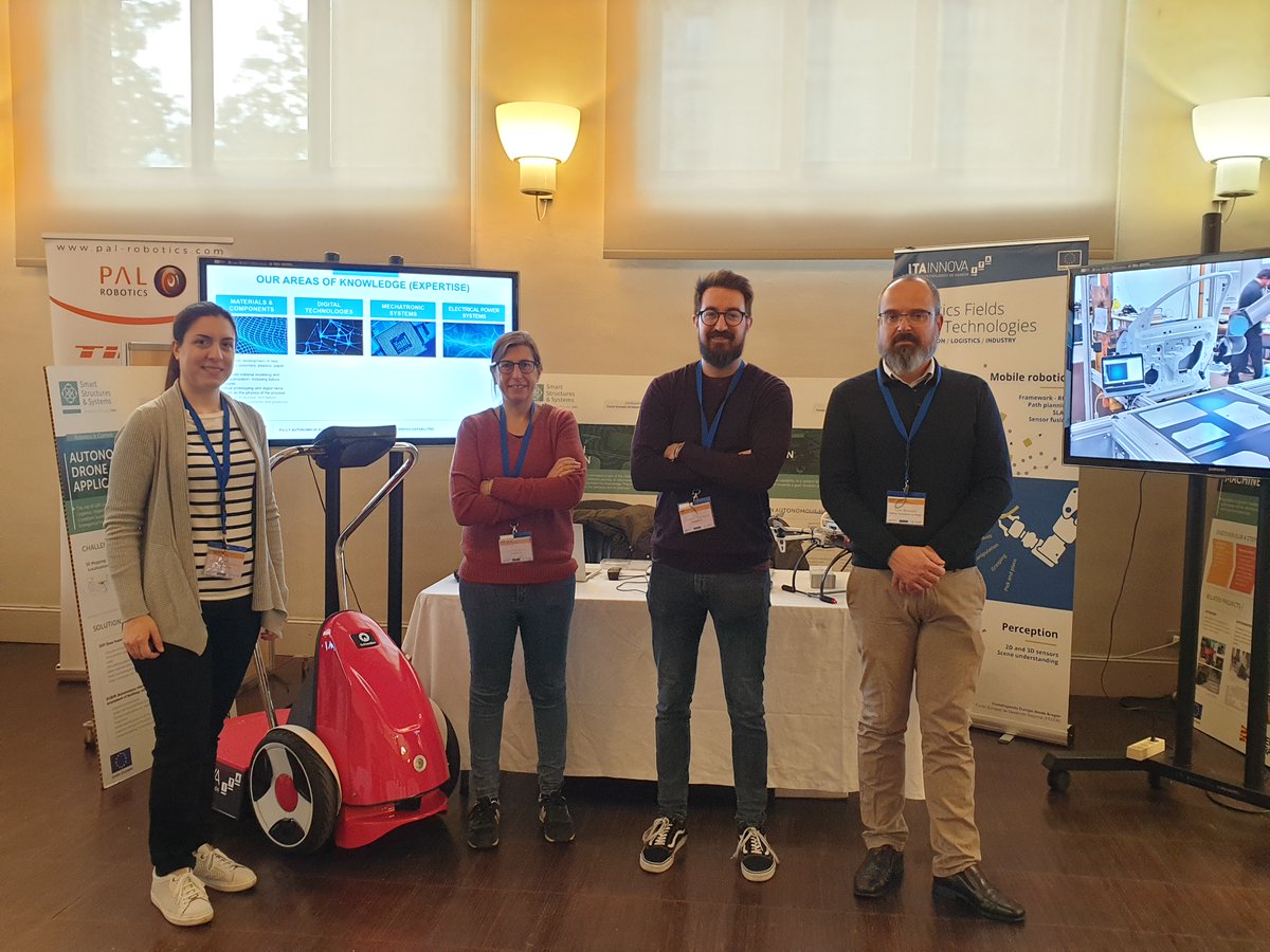 #ROBOT2022
Desde hoy y hasta el viernes, estamos en el #Paraninfo de <a href="/unizar/">Universidad Zaragoza</a> 
Nuestros compañeros de @ITAINNOVA <a href="/TsecoSal/">Teresa Seco</a> #MayteLázaro, #LuisMonzón y #LorenzoMontano del equipo de #robótica muestran parte de su trabajo.
#investigación #industria