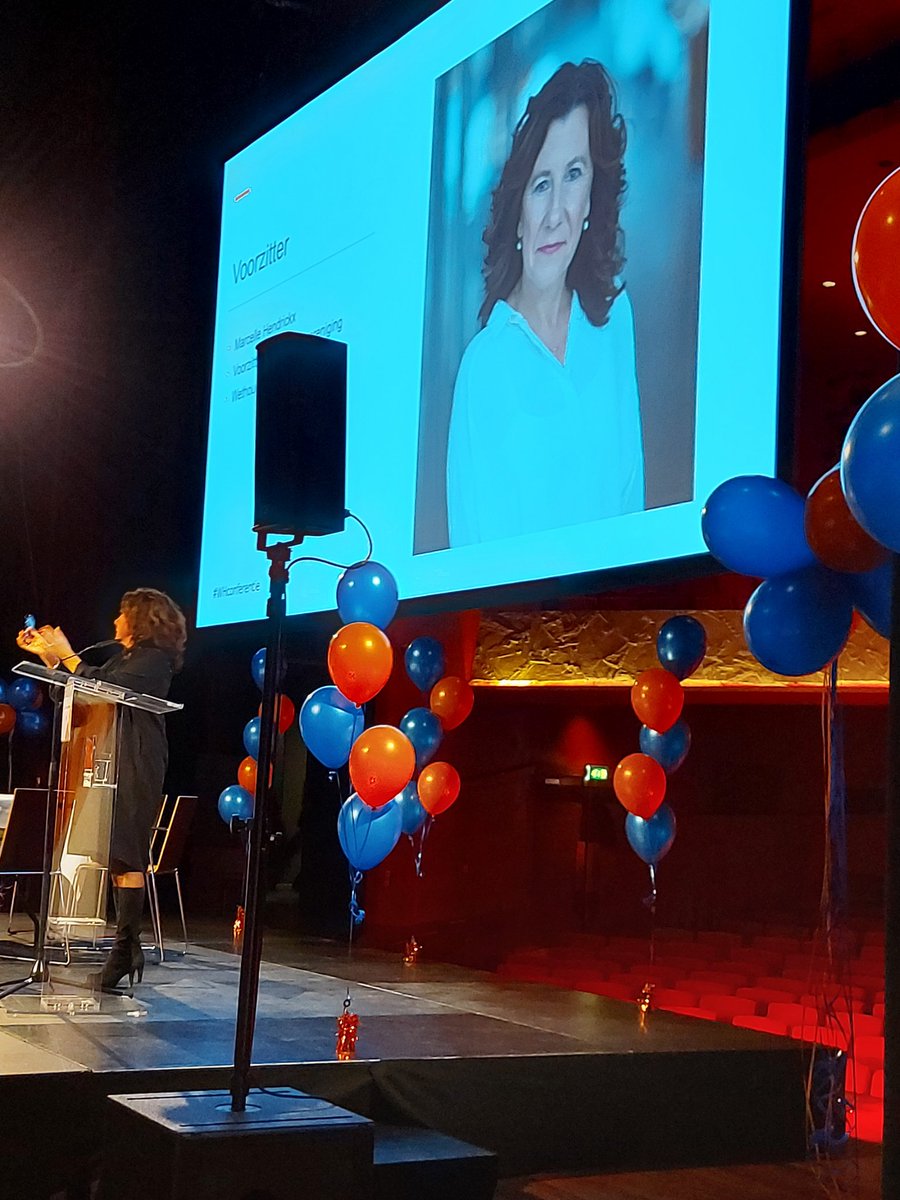 Marsij63's tweet photo. Marcelle Hendricks zit vandaag onze ALV voor. #whvereniging https://t.co/6NLvUtxgY0