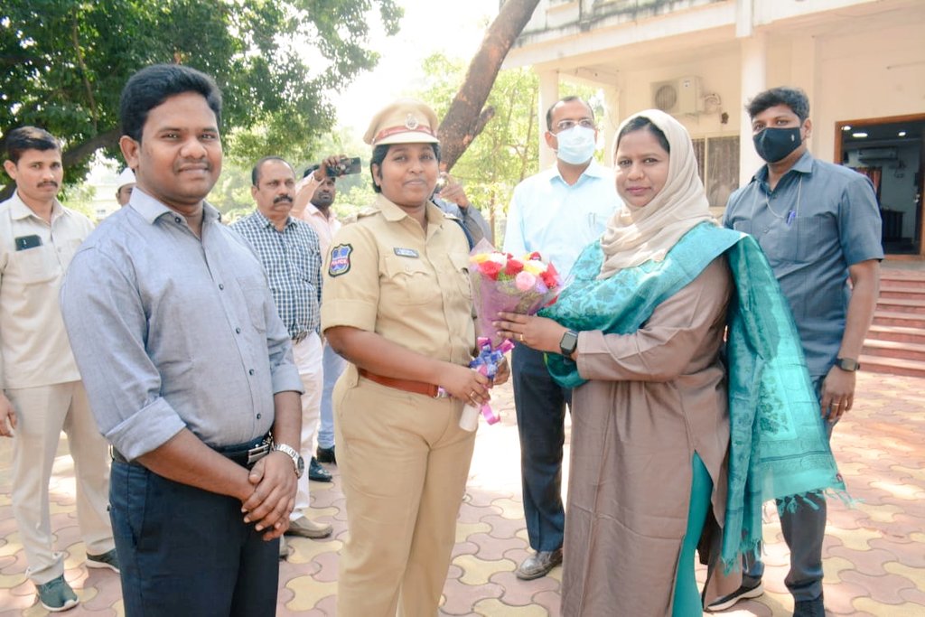 shahezadi_syed's tweet image. I chaired a review meeting with Dr. B. Gopi, IAS,District Collector (Warangal), Sri.K.Sreevatsa, Addl. Collector, Ms.K.Pushpa,Addl.DCP, Sri K.Vikram Kumar,DMWO and other officials at Collectorate,Warangal.
@PMOIndia @narendramodi @blsanthosh @NCM_GoI