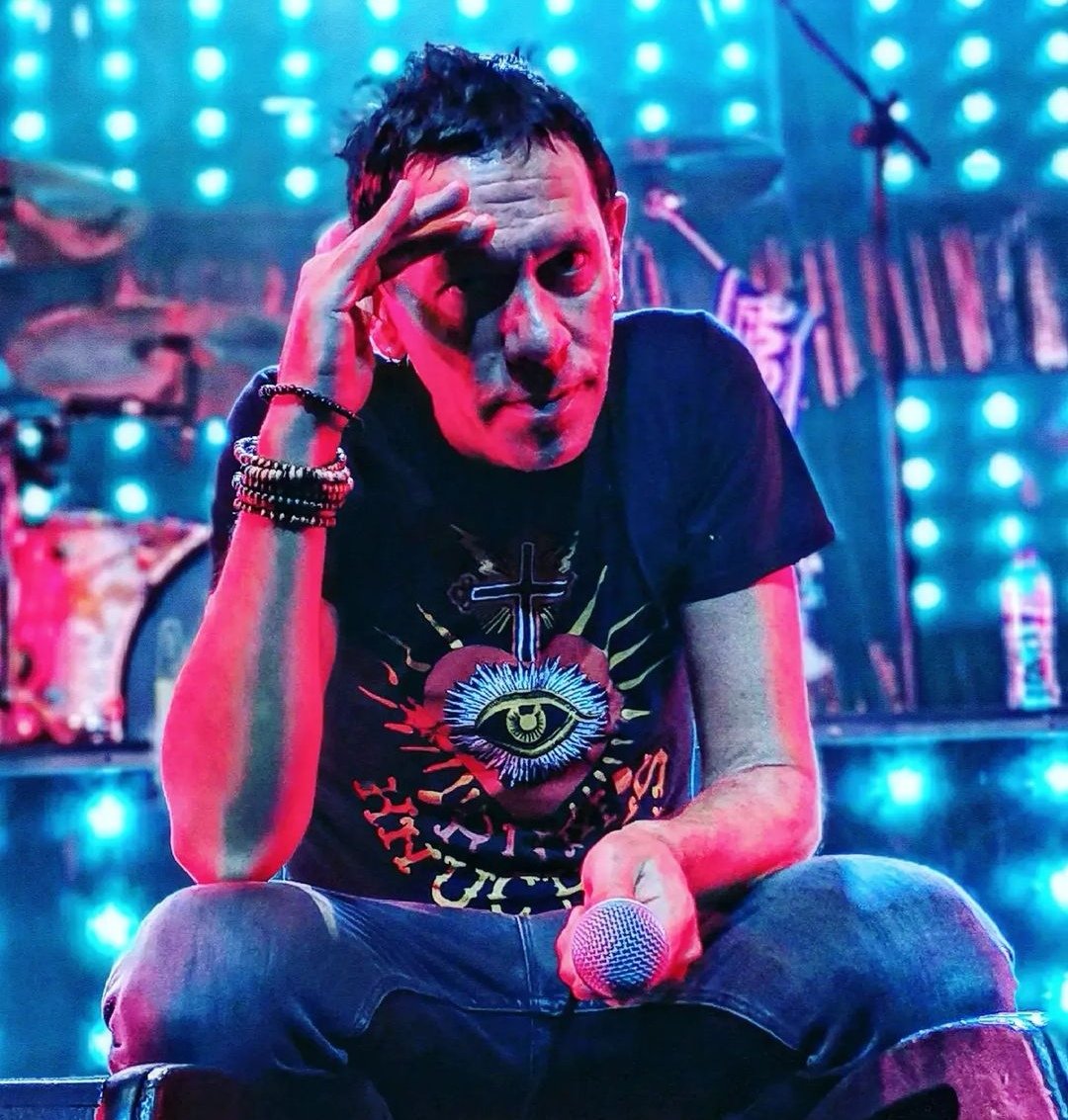 lozzy881's tweet photo. Happy big birthday to the legend that is @shedseven 's @Ricktw1tter!! Have an absoloute belter of a day mate!!!! https://t.co/AL4YVvf5Qh