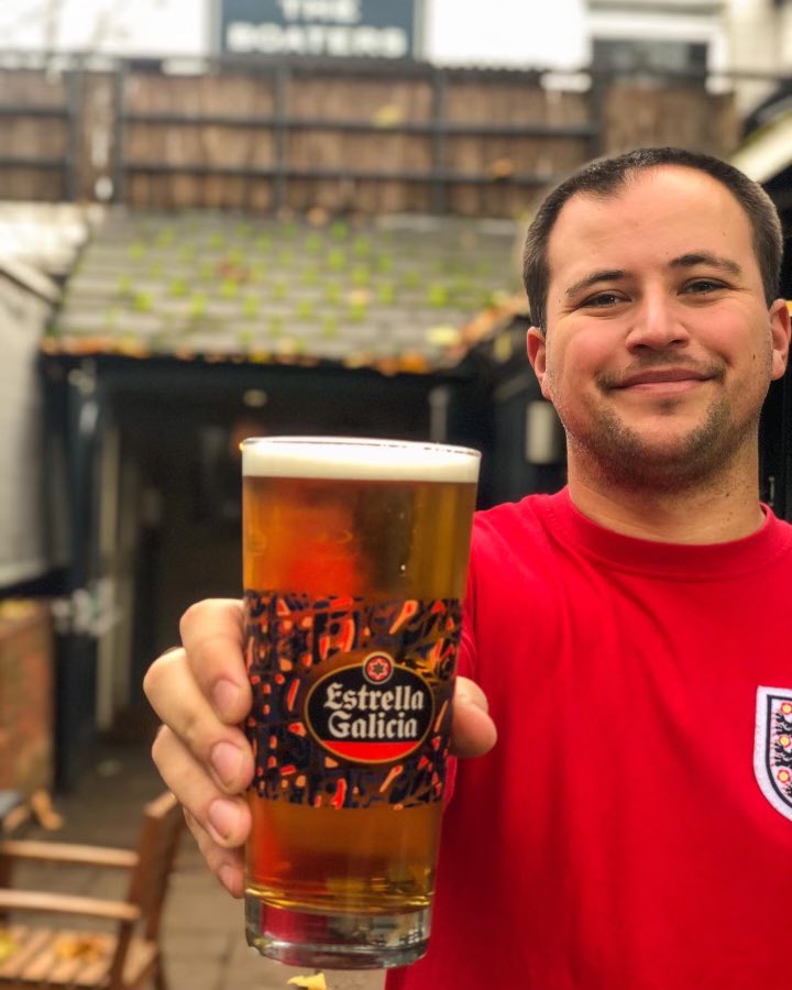 TheBoatersInn's tweet photo. No better way to celebrate a win then a perfectly poured pint 🍻 

With plenty more games to go, where better to watch the World Cup then with us at the boaters?

📍The Boaters Inn, Canbury Gardens, Kingston Upon Thames, KT2 5AU

💻 https://t.co/4vZyfo3uOj
📲 020 8541 4672 https://t.co/EnG5VwzZ1k