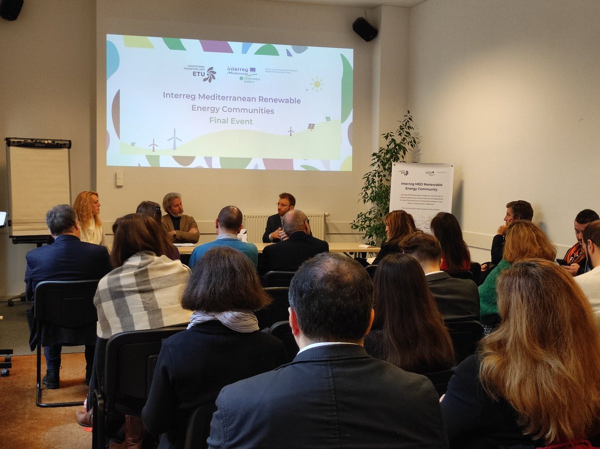 InterregMedGLA's tweet photo. Our first panelists are discussing about how to boost the #EnergyTransition with better policy across the #Mediterranean region 🌊

▶️Lucija Rakocevic, @thinke_be
▶️Matthieu Ballu, @Energy4Europe
▶️Cyril Dewaleyne, @eu_near

#REPowerEU #EUGreenDeal #MadeinMED @cleanenergy_eu https://t.co/dtSYE6x75n