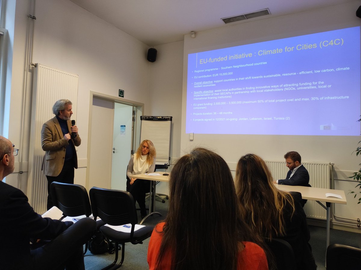 InterregMedGLA's tweet photo. Our first panelists are discussing about how to boost the #EnergyTransition with better policy across the #Mediterranean region 🌊

▶️Lucija Rakocevic, @thinke_be
▶️Matthieu Ballu, @Energy4Europe
▶️Cyril Dewaleyne, @eu_near

#REPowerEU #EUGreenDeal #MadeinMED @cleanenergy_eu https://t.co/dtSYE6x75n