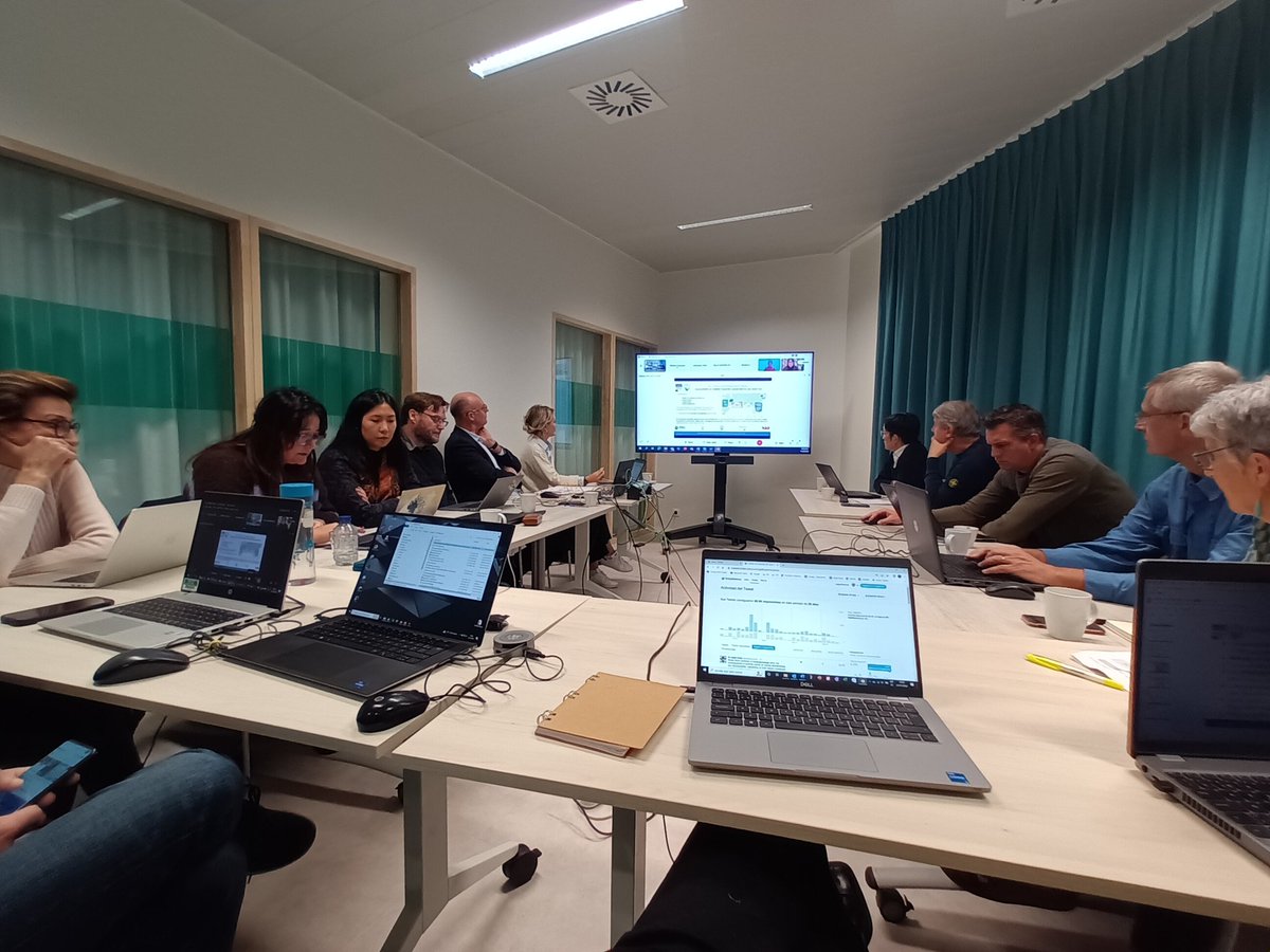 AngelBorjaYerro's tweet photo. #EMODPACE project final meeting, between European and Chinese partners is going smoothly https://t.co/jbuapV5GWH