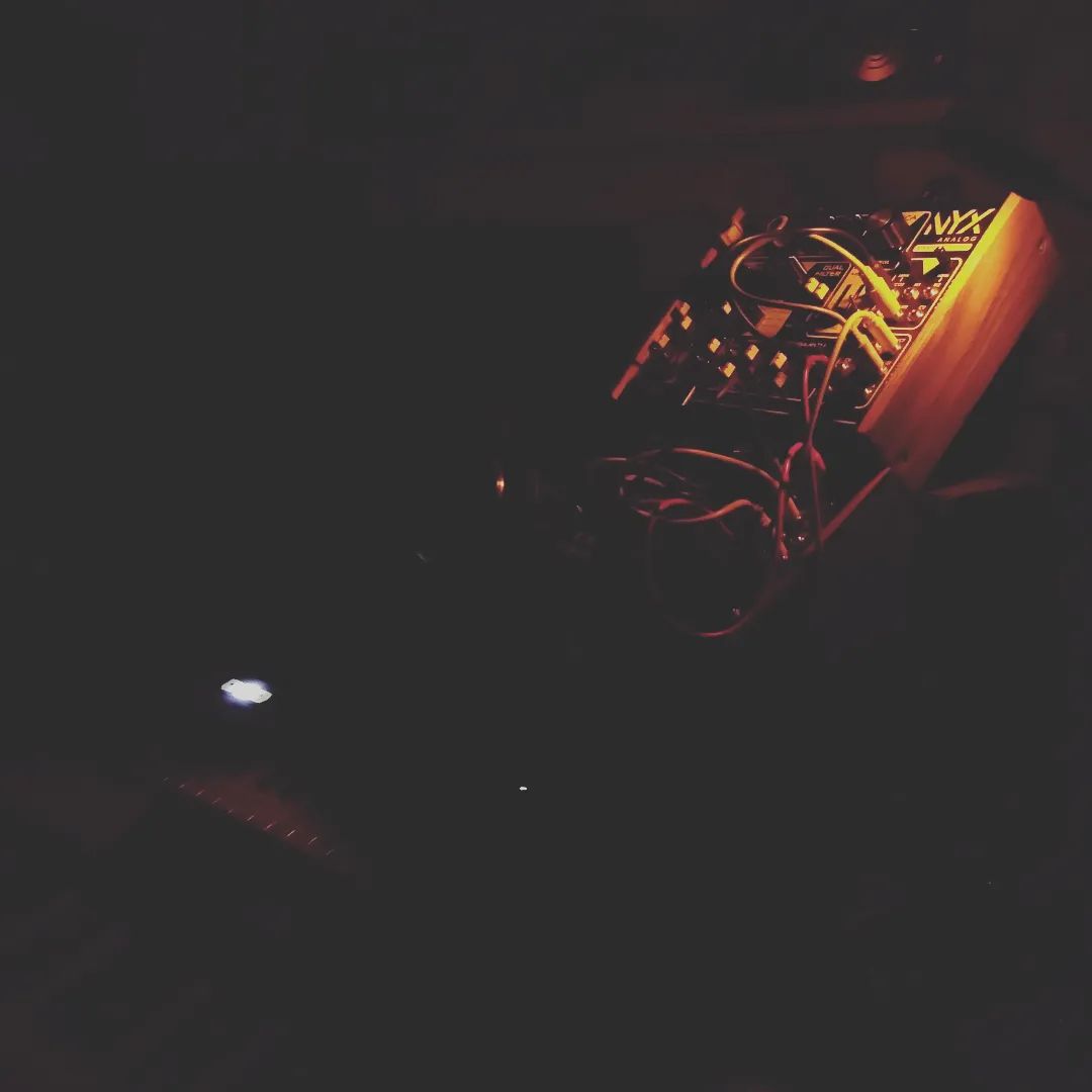 The goddess of the night Nyx by @DreadboxFx 
Recording drones atmos and dark arpeggios...

#ambientmusic #synthesizer #analogsynth #musicproducer #musicproduction #musicformovies #moviescore #producerlife #synthwave #ambientsynth #catsandsynthesizers 🐱 #nft #nftmusic