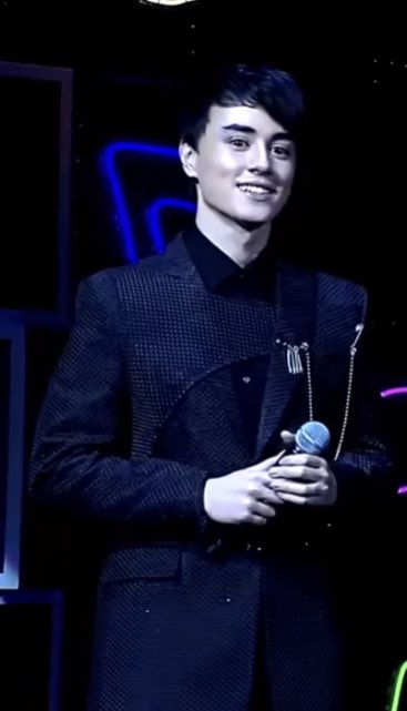 MayWardJapanOFC's tweet photo. Hello @Barber_Edward_ 

https://t.co/TANfhM9qf5
MAYWARD On AwitAwards2022
#MayWard
#Flyers
#EdwardBarber #MaymayEntrata https://t.co/zQ8tyZon1Q