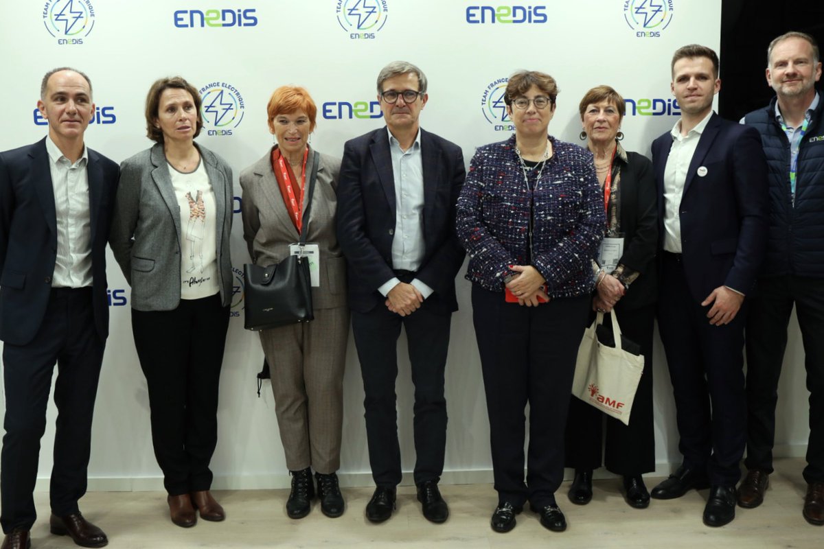 Marianne Laigneau (@m_laigneau) on Twitter photo 🖌 Signature d’un partenariat « Mon éco-éclairage public » entre la commune d’Uchaux, <a href="/enedis/">Enedis</a> et <a href="/TotalEnergies/">TotalEnergies</a> en présence de Sebastien <a href="/quiminal/">Quiminal Sébastien</a> de @enedis_prov_alp ⤵️
#SMCL22 #NouvelleFranceÉlectrique #ServicePublic 🖌 Signature d’un partenariat « Mon éco-éclairage public » entre la commune d’Uchaux, <a href="/enedis/">Enedis</a> et <a href="/TotalEnergies/">TotalEnergies</a> en présence de Sebastien <a href="/quiminal/">Quiminal Sébastien</a> de @enedis_prov_alp ⤵️
#SMCL22 #NouvelleFranceÉlectrique #ServicePublic