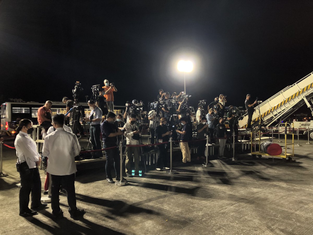Cam_Conde's tweet photo. A week to remember for myself and for the 🇺🇸🇵🇭 alliance. Thank you to all our media friends in Manila & Palawan for reporting on this historic visit of @VP Kamala Harris. I'm also very proud of my talented teammates at @USEmbassyPH who helped make #VPHarrisinPH a success. https://t.co/C0PWjQYmxi
