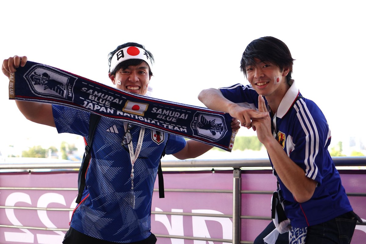 Marsalqatar's tweet photo. 📸| الجماهير اليابانية 🇯🇵 في استاد خليفة الدولي 🏟️ لدعم منتخبها أمام ⁧#ألمانيا⁩ 🇩🇪

#مرسال_قطر | #كأس_العالم_قطر_2022 https://t.co/JDgzbFMaje