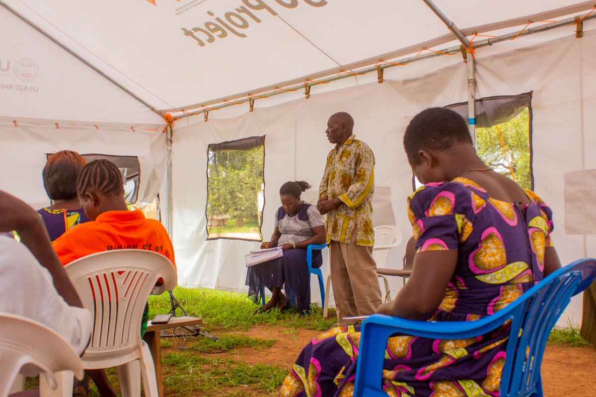 langoindigenous's tweet photo. Fishing communities have a high prevalence of HIV and according to @IOMU’s report, the rate of infections is almost 3-4 times higher than the national average adults. The people of Apwori landing site continue adhering to ARVs.
#StopHIVTogether #AdeheranceToARVs #arvsforall https://t.co/Hd7RFuVX48