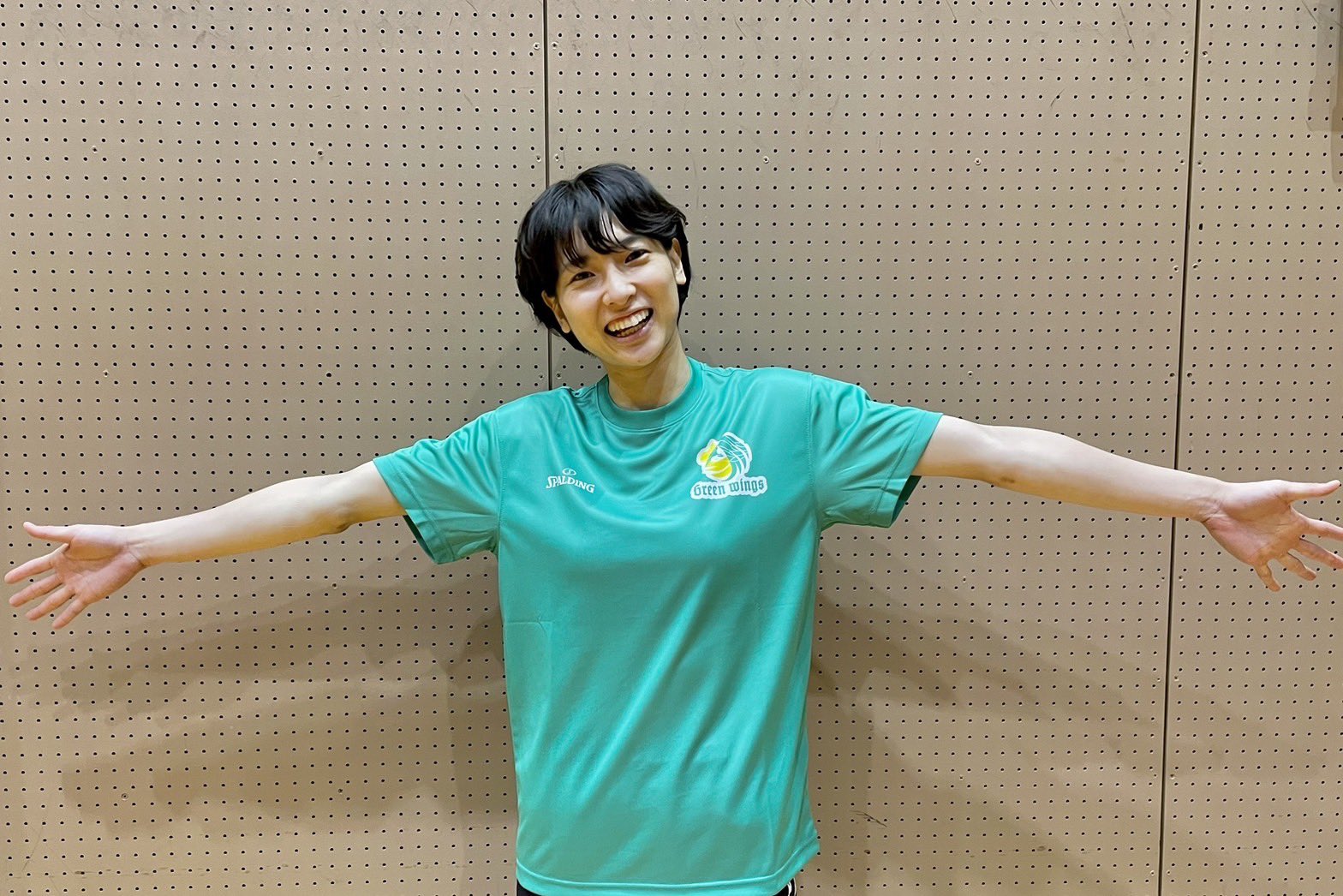 群馬グリーンウイングス サイン入りTシャツ - メルカリ