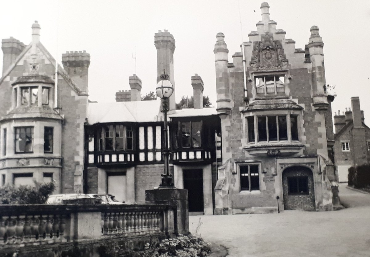 ExploreThePast's tweet photo. Happy #DoctorWhoDay everyone! Find out about the fascinating history of Wood Norton Hall's journey through time and space, including as a film location for Doctor Who https://t.co/blPlSuqiXd https://t.co/s8wd99TKbG