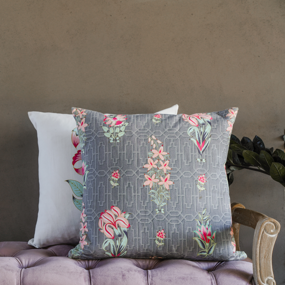 Embrace the season of change with our sustainable and eco-friendly cushion covers.

Shop Now:
tikauo.com/products/les-i…

 #sustainableproducts #homedecoration   #homedecor #homedecoruk #sustainableliving  #ecofriendlyproduct #ecofriendlygifts #zerowastehome #zerowasteliving