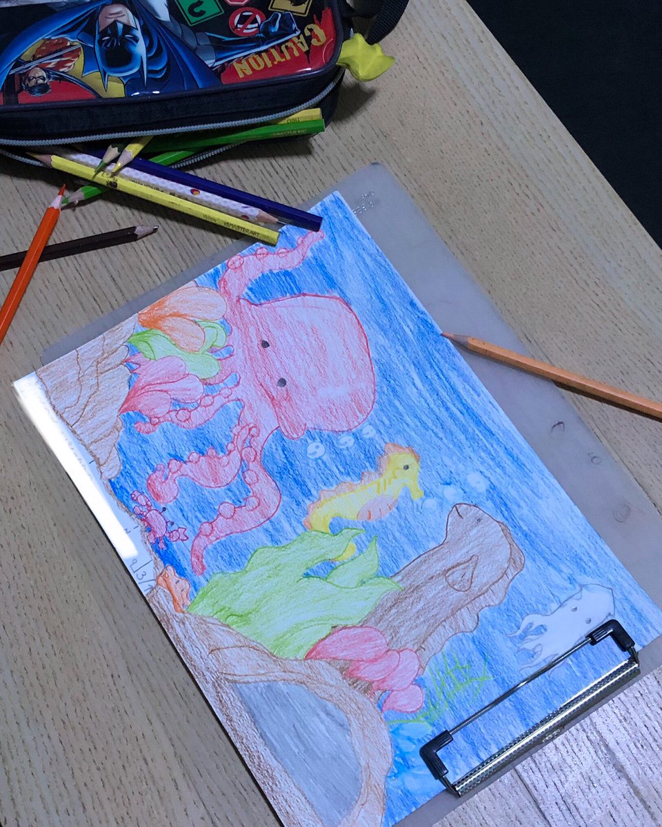 MekaDevil01's tweet photo. Today's art homework is about the sea.💀🦑Keep it simple😊 สำหรับการบ้านศิลปะวันนี้..วาดมือก็ยังเฟี้ยวได้อยู่นะครับ #MekaDevil https://t.co/uW08svVSv8
