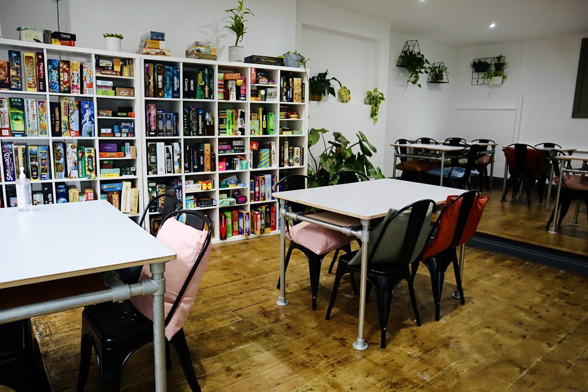 One of the seating areas in our new place! We’re looking pretty busy tonight but still have a few tables left across both rooms so we’d recommend booking to avoid missing out if you’re thinking of popping down ✨