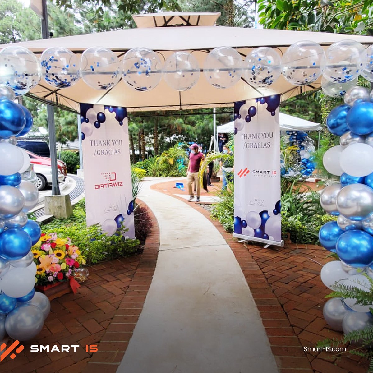 SmartISIntl's tweet photo. We are humbled to be a part of this great cause!
Smart IS sponsored the Annual Gala for Nasir Hospital in Guatemala. It is a charity hospital that works for underprivileged citizens.
#SmartIsIntl #humanity #love #peace #life #human #humanrights #kindness
@HFNasirHospital https://t.co/bNXvJqlH1e
