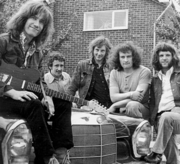 Superstar_Cars's tweet photo. The very saddest of news today. RIP the legendary Wilko Johnson, who passed away on Monday evening. Our condolences to all his family and friends. 

Thanks for all the memories Wilko. You did it right. 

#RIPWilko #DrFeelgood https://t.co/fbwDxNOTsB
