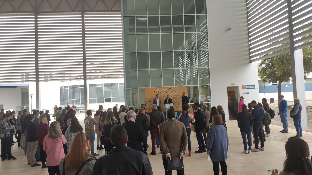 NeledaSL's tweet photo. Si te interesa la automatización industrial, el desarrollo de aplicaciones y los proyectos industriales en general, ven a conocernos, a la #feriadeempleo de la @univcadiz, apostamos por el futuro de nuestros profesionales en la provincia. #cadiz https://t.co/RC3u7MLhHV https://t.co/FwgAUwyrFZ