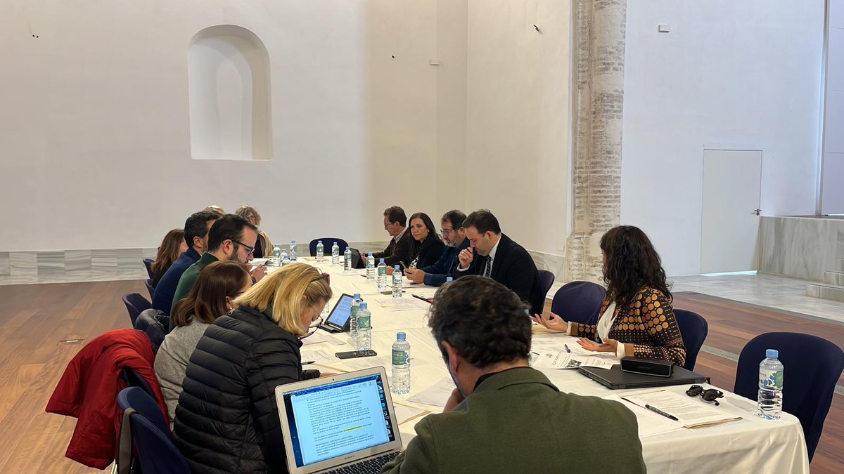 La concejala de Turismo, <a href="/_AnaCarrillo_/">Ana Carrillo</a>, estuvo presente en la asamblea ordinaria de la entidad @CaminosDePasion celebrada en el día de ayer en el Centro Cultural Santa Ana de Carmona (SE).