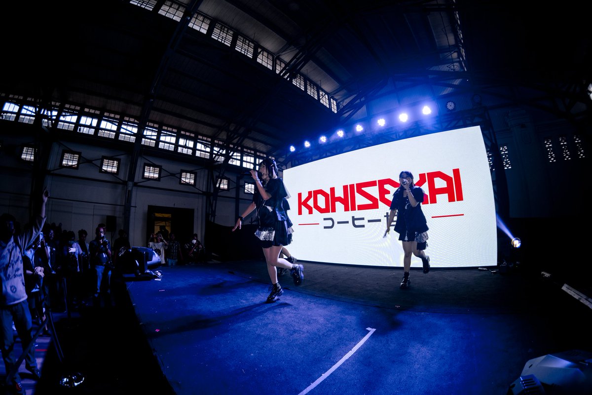 kohisekai's tweet photo. Super happy bs ngobrol & have fun bareng di event kemarin, saat di stage maupun saat ds 🥰
Mau ke Jakarta lagi 🥺 See you next event di Yuki no Matsuri, Semarang ya! 👋🏻
With love, KHSK! ☕️
📷 by @fany_ah16 @deny_desu
#kohisekai #kohilatte #kohimacchiato #kohiaffogato #idolphase https://t.co/eq64hZXKTi