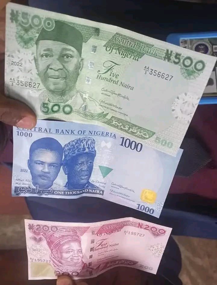 ChuksEricE's tweet photo. @NigeriaGov Nah Organic cream people run this one 
E no pass them 😂 https://t.co/Qi05NvwQ4f