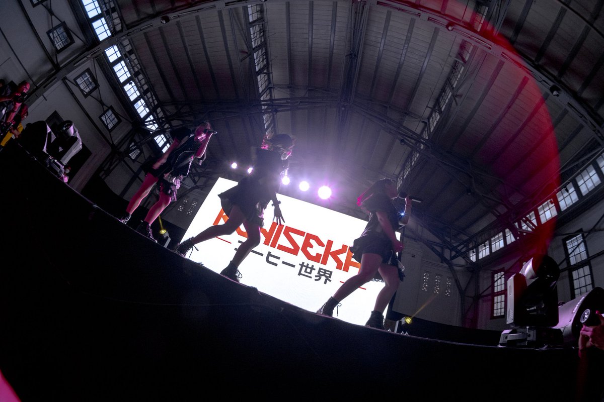 kohisekai's tweet photo. Super happy bs ngobrol & have fun bareng di event kemarin, saat di stage maupun saat ds 🥰
Mau ke Jakarta lagi 🥺 See you next event di Yuki no Matsuri, Semarang ya! 👋🏻
With love, KHSK! ☕️
📷 by @fany_ah16 @deny_desu
#kohisekai #kohilatte #kohimacchiato #kohiaffogato #idolphase https://t.co/eq64hZXKTi
