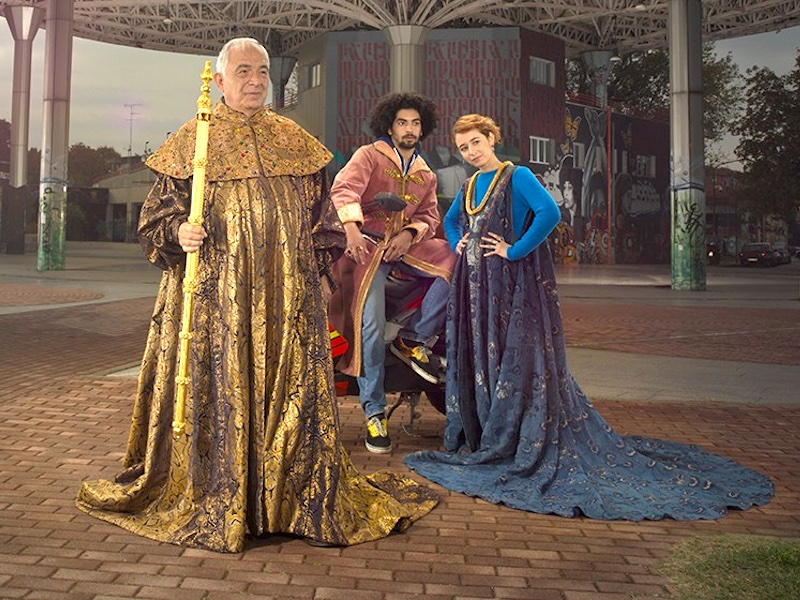 ComuneMI's tweet photo. 🎵Torna anche quest'anno la #PrimaDiffusa. In 35 luoghi di #Milano e della Città Metropolitana sarà possibile oggi assistere gratuitamente alla proiezione dell'opera "Boris Godunov" che apre la stagione della #Scala.
Scopri dove vederla 👉 https://t.co/8Oi5PnYio8 https://t.co/I4k8Jy1O2N