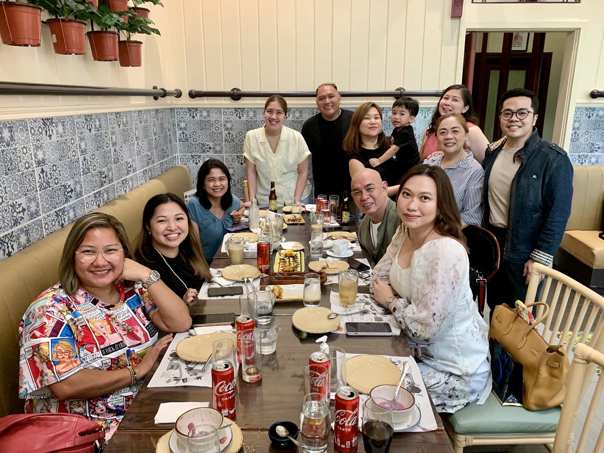 dadaylimjuco's tweet photo. #SaveEventsPH Luncheon
After 2 years ngayon lang kami complete. https://t.co/tEOpDzAUAu