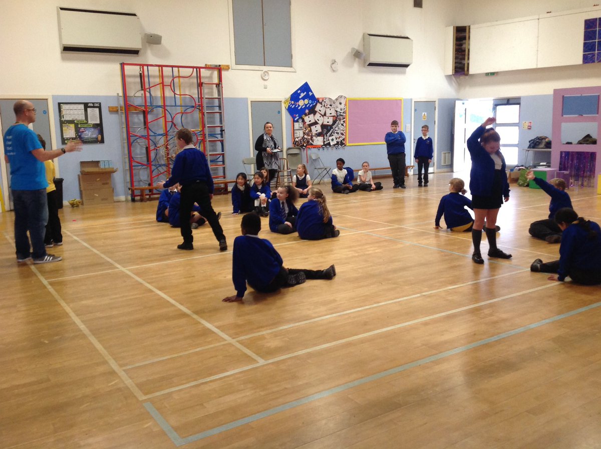 CanonNursery's tweet photo. @CanonSharples @LT_Trust @CanonYearFive #Ultru @Artsmarkaward #antibullyingweek2022 Workshops after the performance. https://t.co/Kbgtd62ZhA