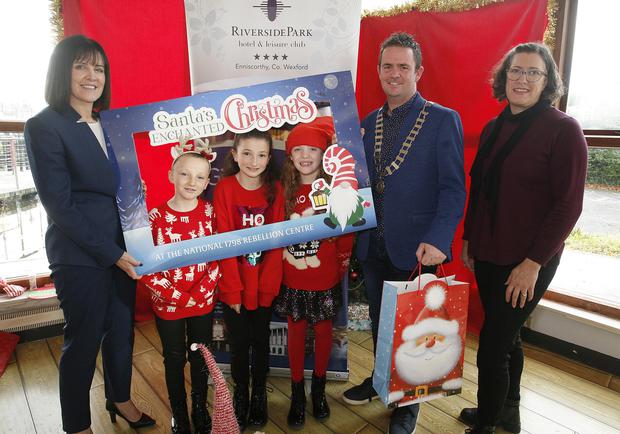 Santa's Enchanted Christmas tweet media