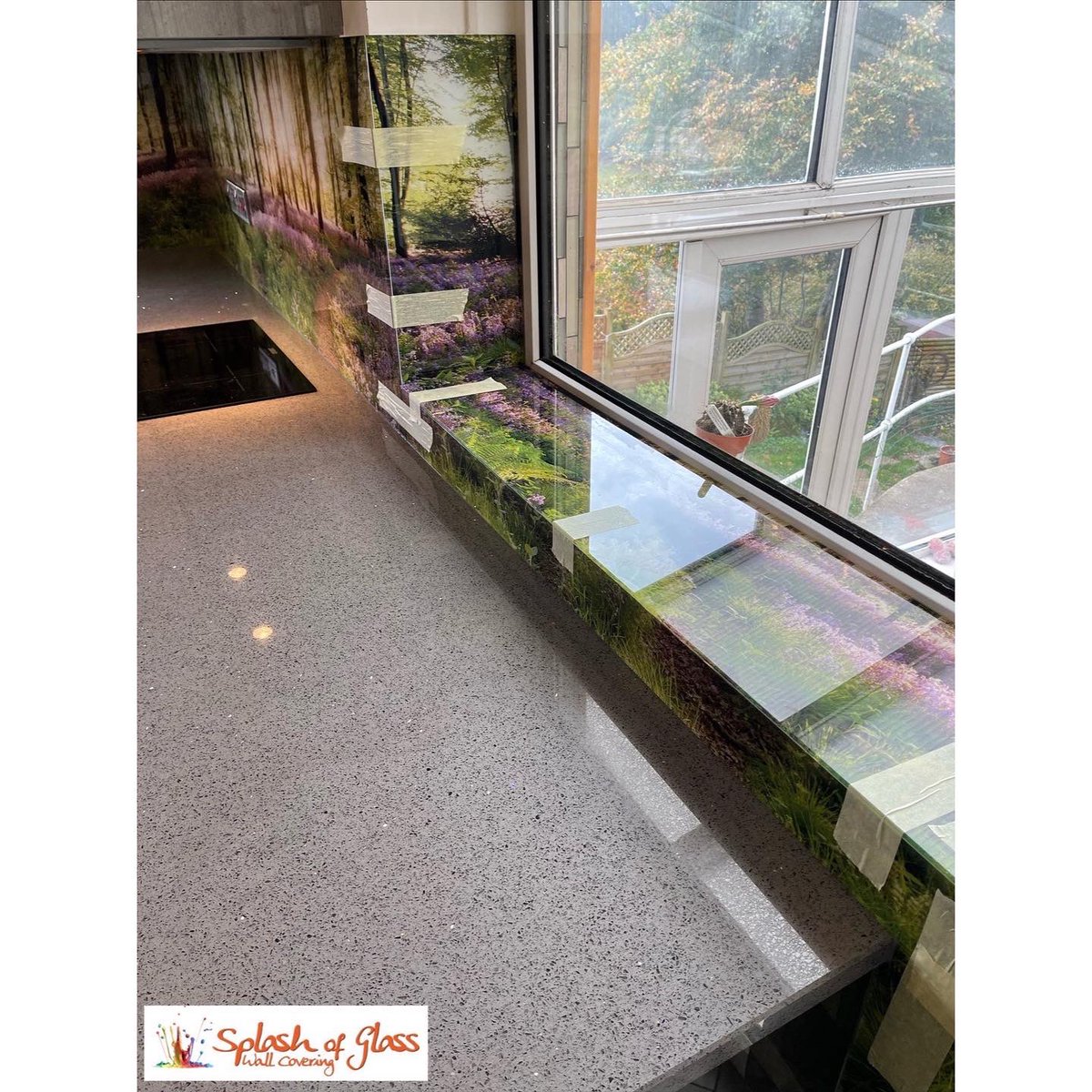 officialASOG's tweet image. Create some magic in your home and add a printed image to your glass splashback. 🪄  Bring your desired space to life by adding character into your desired space. Every printed image is unique so you will never find one alike!🤩

#kitchen #kitchendesign #kitcheninspo #kitchendeco