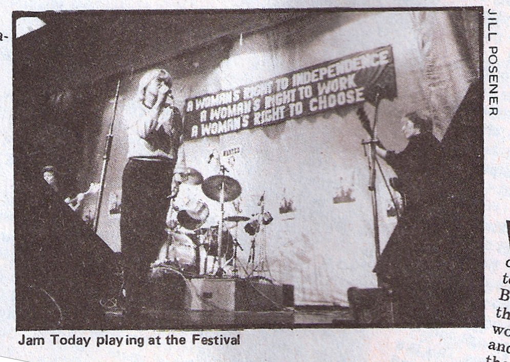 EuropeTribes's tweet photo. @blstretch in action fronting #jamtoday at The Women’s Festival Against Tory Attacks in 1981.
Clipping is from Spare Rib magazine - an active part of the emerging Women's Liberation Movement in the late 20th century. https://t.co/XDYRWHyEi3