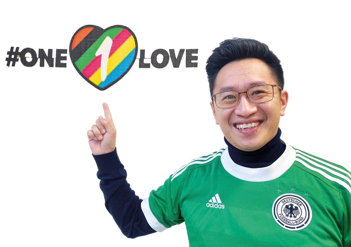 Der ASB Bayern steht für Vielfalt in all seinen Dimensionen und dafür auch aktiv ein. Unser Landesgeschäftsführer Dr. Jarno Lang wünscht ein spannendes Spiel zwischen Japan und Deutschland. #OneLove #worldcup #worldcup2022 #fifa #fußball #football #dfb #asb #diversity #vielfalt