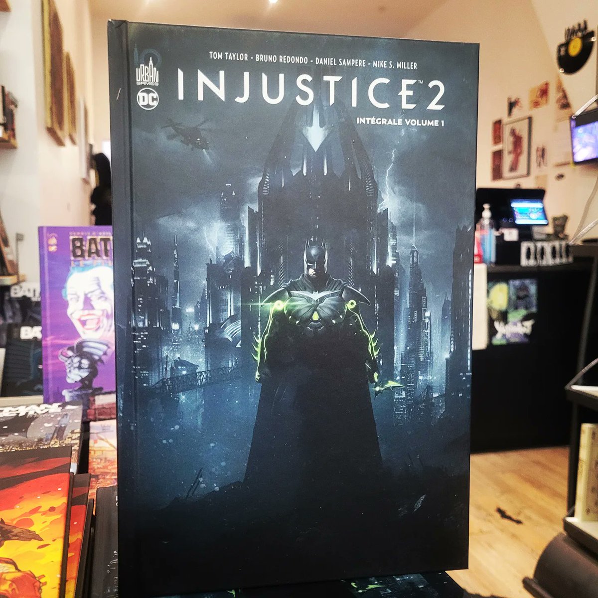 Le Comics Corner tweet media