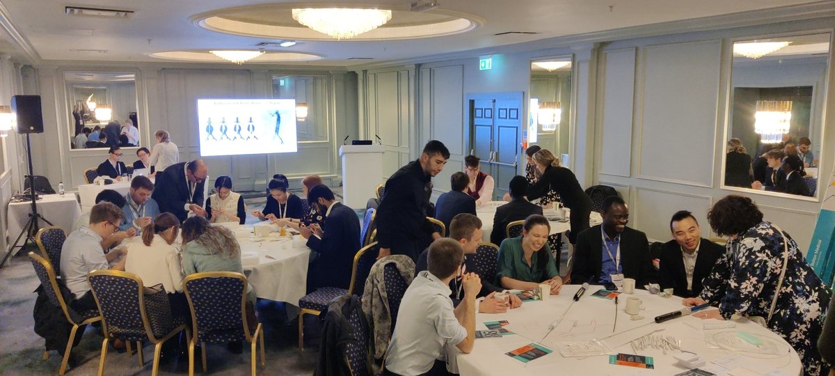 SarahSillito's tweet image. Great turnout and lots of enthusiastic delegates on the @RouleauxClub Intro to Vascular Surgery Course #VSASM22