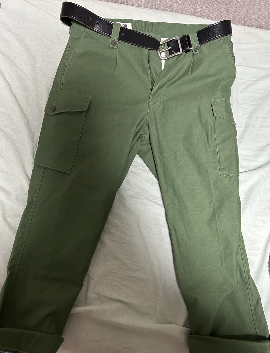 カーゴパンツ買った😊