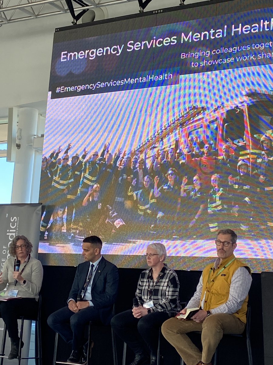 Such powerful stories of emergency services workers and mental health #emergencyservicesmentalhealth with @NFCC_FireChiefs @NFCC_FireChiefs @SCoParamedics ❤️🚒🚓🚑