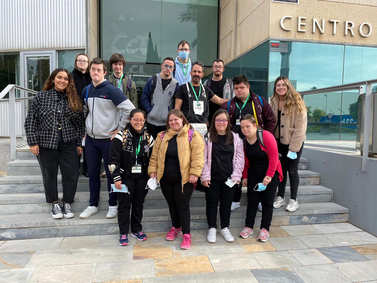 cctmurcia's tweet photo. L@s chic@s de @ASSIDOMURCIA se están formando esta semana y el viernes participarán en el VI Campeonato Barista Down que se celebra en nuestras instalaciones con la colaboración de @cafes_salzillo 
#barista #formacionpresencial #RegiondeMurcia https://t.co/oJ7DMHGbKM