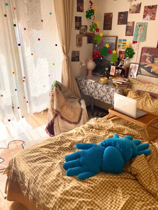 My room is clean again, like a lady should do. #lifestyle #livingmylife #Dmsopen