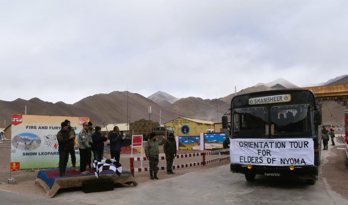 firefurycorps's tweet image. #SnowLeopardBrigade flagged off an
Orientation Tour for 15 elders of Nyoma Village to prominent locations in Leh.
#IndianArmyPeoplesArmy 

@adgpi 
@NorthernComd_IA 
@lg_ladakh