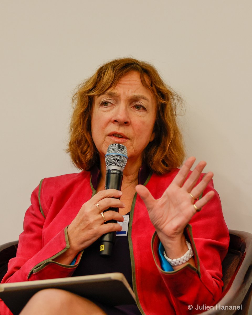 fil_Aromates's tweet photo. « Disposer d’euros numériques ‘de gros’ entrainerait un essor de l’utilisation de la #blockchain dans les opérations bancaires. »
Muriel FAURE, présidente de la commission innovations technologiques de l’AFG @AFG_France #TechFin2022 https://t.co/5EXDf3j4LD