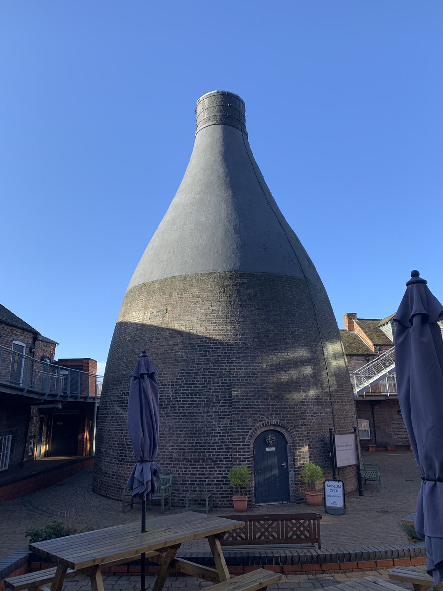 piepeoples's tweet photo. Workshop in sunny ☀️ Stoke today. Thank you to #insightacademy #changingfutures @ExpertCitizens for your passion for PIE #traumainformed https://t.co/SOB7yfewGD