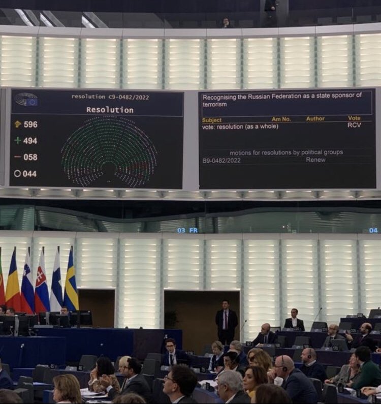 FiPtIk0WIAEGQt-?format=jpg&name=900x900