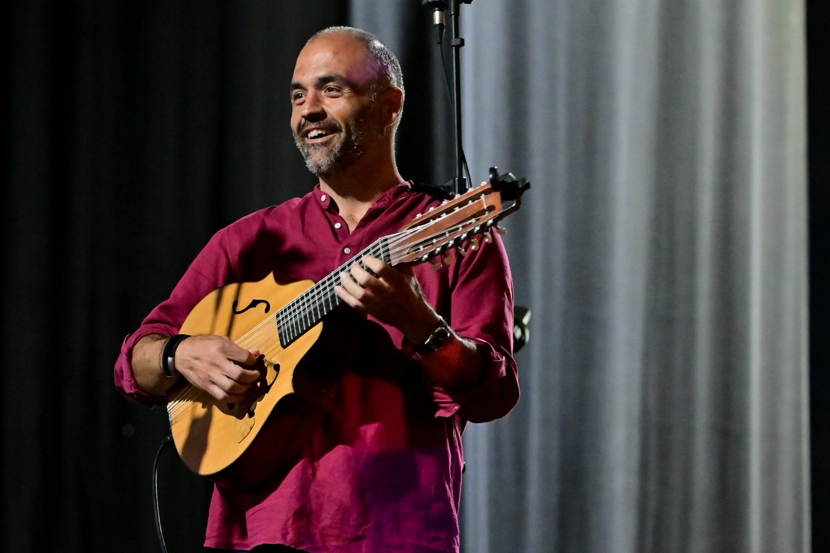 BarriosOrq_2's tweet photo. 📸Así de fantástico fue este domingo el Concierto benéfico de invierno de #BarriosOrquestados en #Fuerteventura, con el alumnado y las familias de #ElMatorral y @Yerayverseador. ¡Enhorabuena a todos y todas!🎻💙 
¡Seguimos creciendo en la isla majorera!
@CabildoFTV @PuertoRosario https://t.co/lCmPC6FYkl