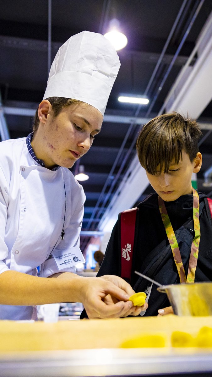 Berufsmesse Zürich tweet media