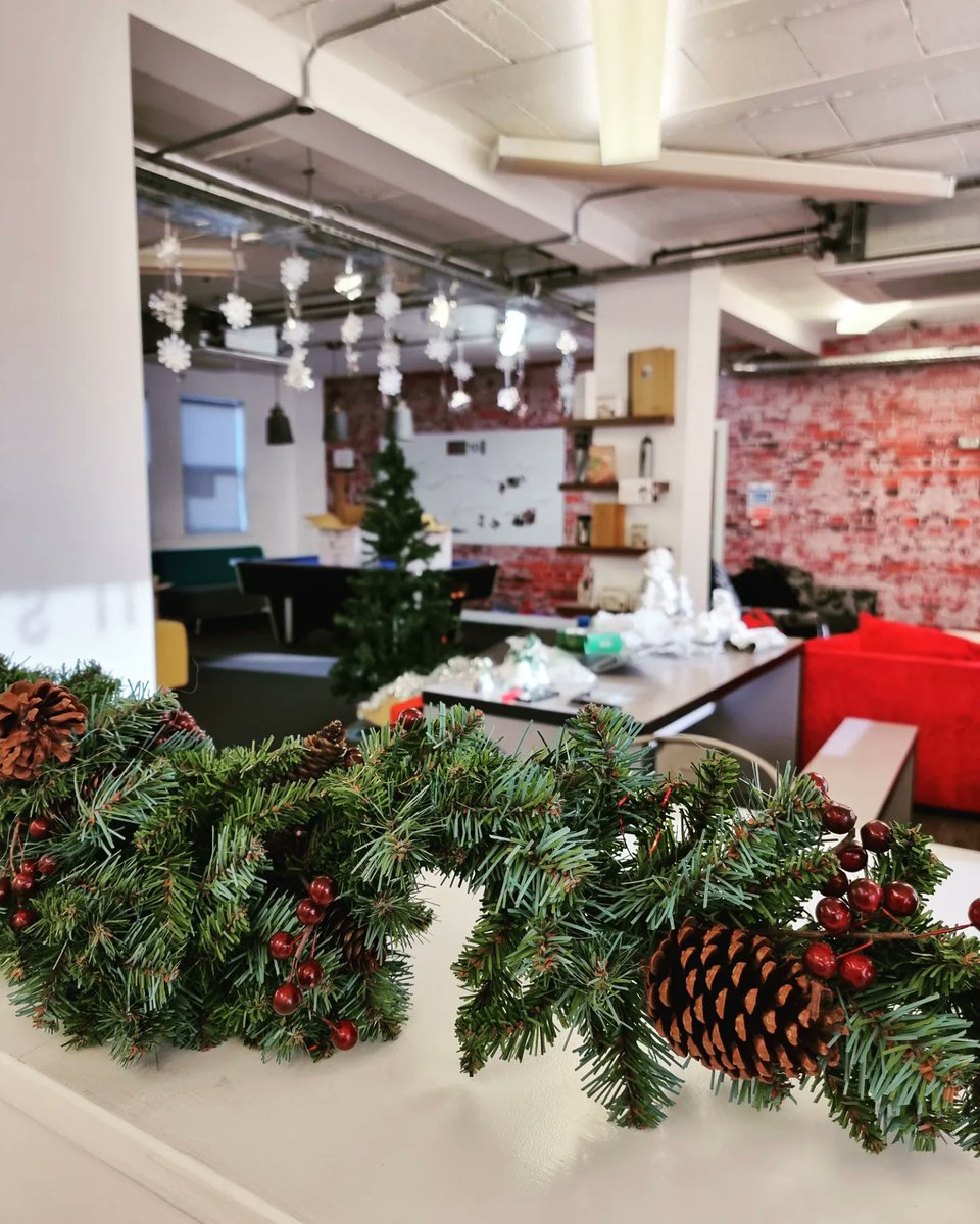 printsearch's tweet photo. Too early to put our Christmas decorations up?
#happyholidays #christmas #print #printing #digital #printingcompany #printcompany #manchester #digitalprint #litho #design #paper #signs #printer #graphicdesign #banner #eventprinting #contactus #northwest #uk #promotionalprinting https://t.co/pFpatfiWia
