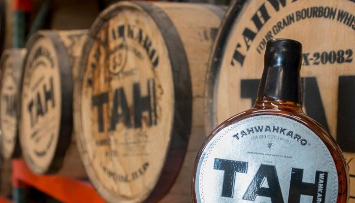 SweetBarworld's tweet photo. Texas Whiskey SEMINAR FREITAG 25. NOVEMBER 2022 in München!
Anmeldung: Unter mike@americanwhiskeyacademy.de mit Ihrem Namen

#seminar #whiskey #texas #münchen #imtal #isartor #bourbon #distillery #grain #academy #samples #nachschlag #offen https://t.co/XZW6rFOwgQ