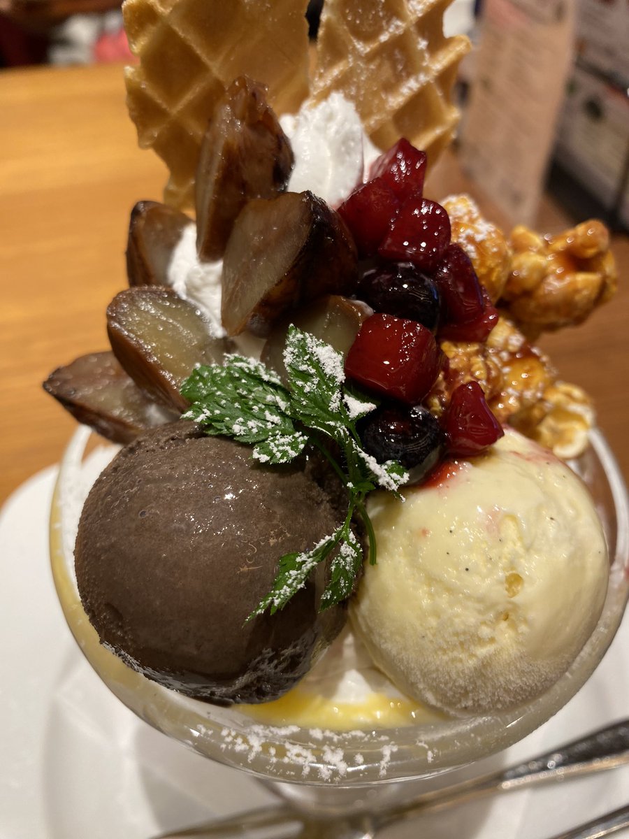 ninon613's tweet photo. 前の職場で仲良くしてもらってたお友達3人と久しぶりに会ってお茶した☕️❤︎
みんな元気で全然変わってない｡
実年齢より若々しいし✨
(年齢はナイショ🙊笑) https://t.co/G4C4ns8W1Y